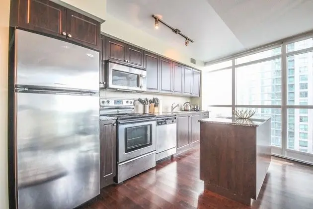 Sarkar Suites - Fort York Blvd - Mutfak
