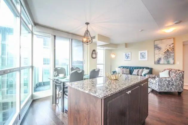 Sarkar Suites - Fort York Blvd - Mutfak