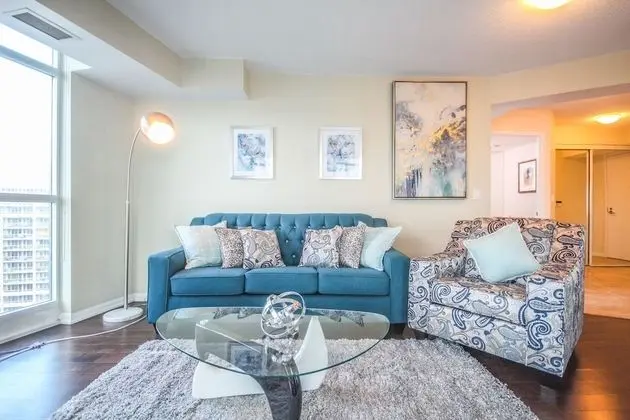 Sarkar Suites - Fort York Blvd - Oda Düzeni