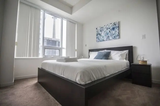 Sarkar Suites - Maple Leaf Square - Oda