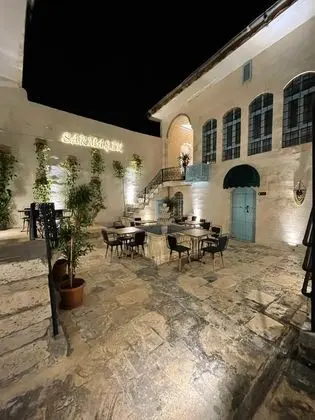 Sarmaşık Hotel - Oturma Alanı