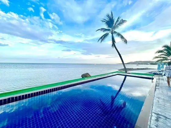 Sarocha Villa - Havuz