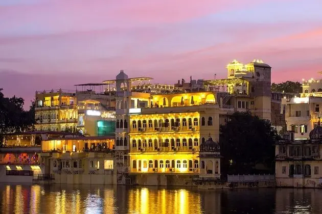 Hotel Sarovar on Lake Pichola - Dış Mekan