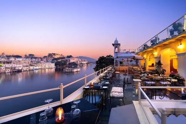 Hotel Sarovar on Lake Pichola - Öne Çıkan Resim