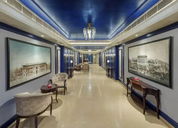 Sarovar Portico Dehradun - Lobi