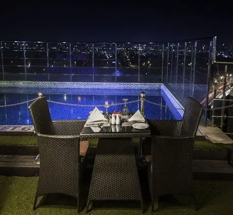 Sarovar Portico Jaipur - Havuz