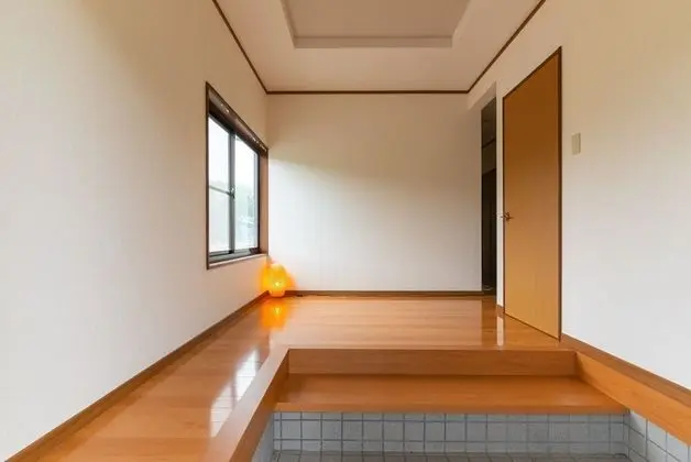 Sasayakanaouchi Takamatsu Kushima - Oda