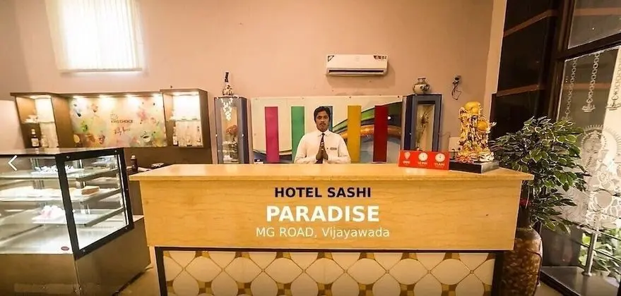 Hotel Sashi Paradise