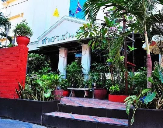 Sathorn Saint View Serviced Apartment - Dış Mekan