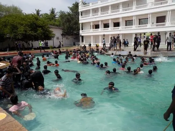 Sathyam Grand Resort, Sriperumbudur - Havuz