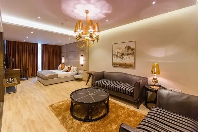 Hotel Satkar Grande