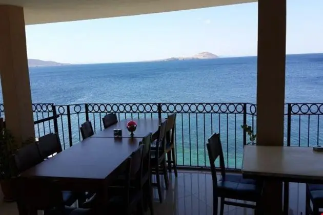 Şato Motel - Genel