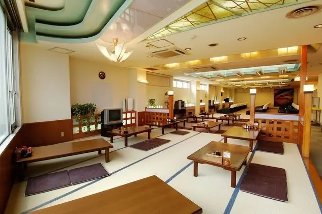 Sauna Capsule Hotel Core 21 - Caters to Men - Yerinde Yemek