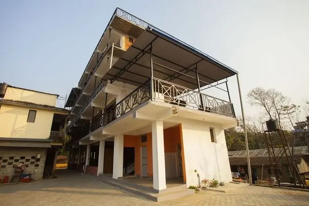 Sauraha Holiday Home