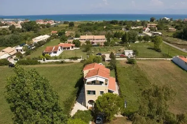 Sausan Apartments