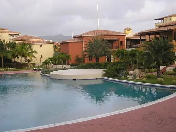 Savana at Porto Cupecoy Marina - Havuz