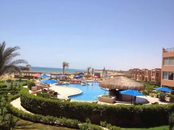 Savanna Empire Hotel and Resort Spa - Havuz