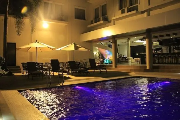 Savannah Resort Hotel