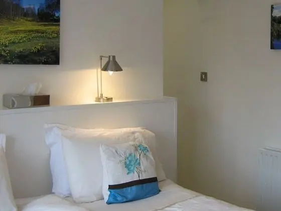 Savannah Bed & Breakfast - Oda