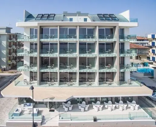 Hotel Savini - Dış Mekan