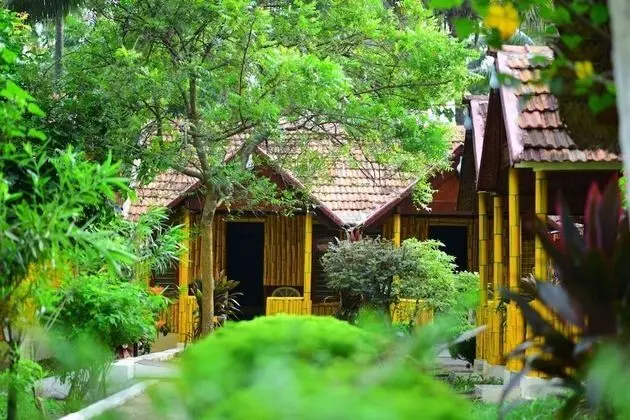 Savithri Inn