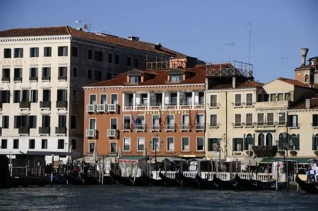 Hotel Savoia & Jolanda - Genel