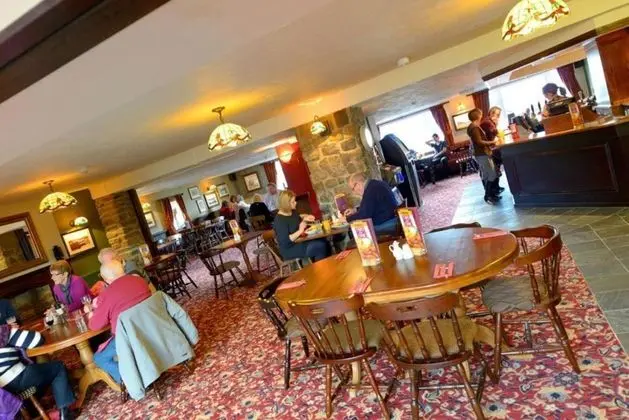 Savoy Country Inn - Yerinde Yemek
