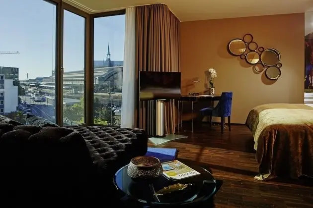 Savoy Hotel - Oda