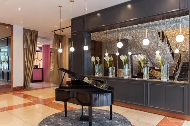 The Savoy Hotel - Lobi