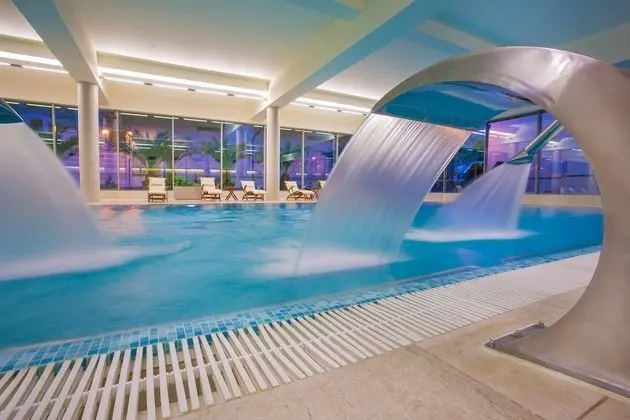 Savoy Westend Hotel - Havuz