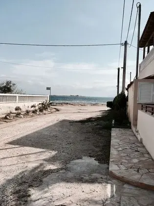 Savvas Surf House - Dış Mekan
