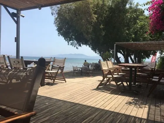 Savvas Surf House - Plaj