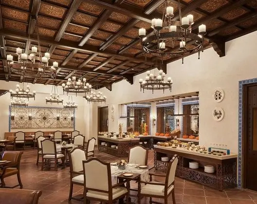 Sawai Man Mahal, Jaipur - Yerinde Yemek