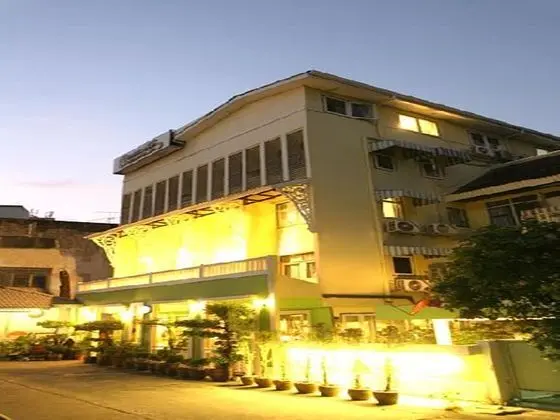 Sawasdee Sukhumvit Inn