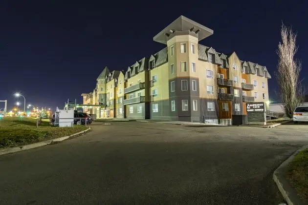 Sawridge Inn and Conference Centre Edmonton South