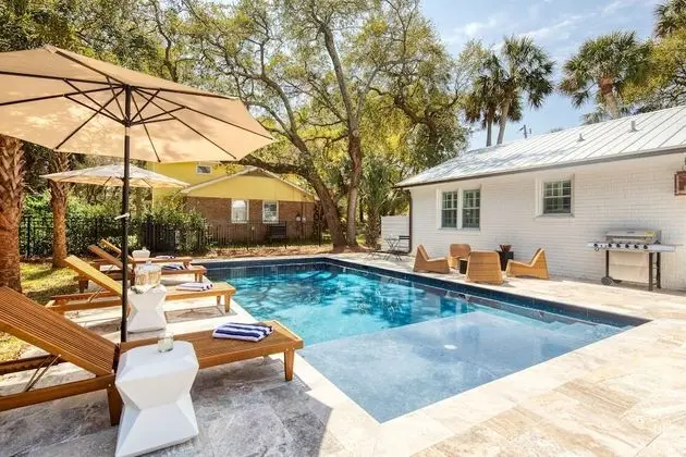 Sawyer by Avantstay Stunning Isle Of Palms Home w/ Pool!