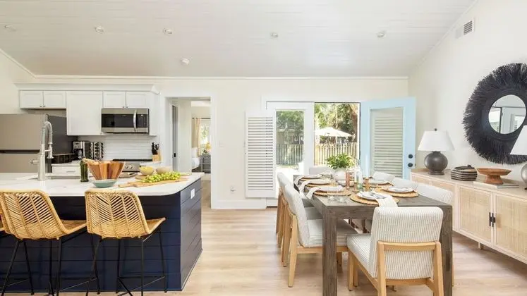 Sawyer by Avantstay Stunning Isle Of Palms Home w/ Pool! - İç Mekan