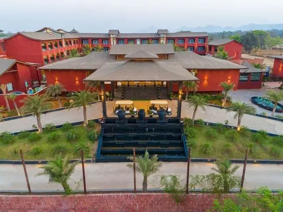 Saya Grand Club & Spa Resort