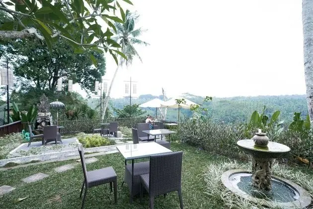Sayan Ridge Villa