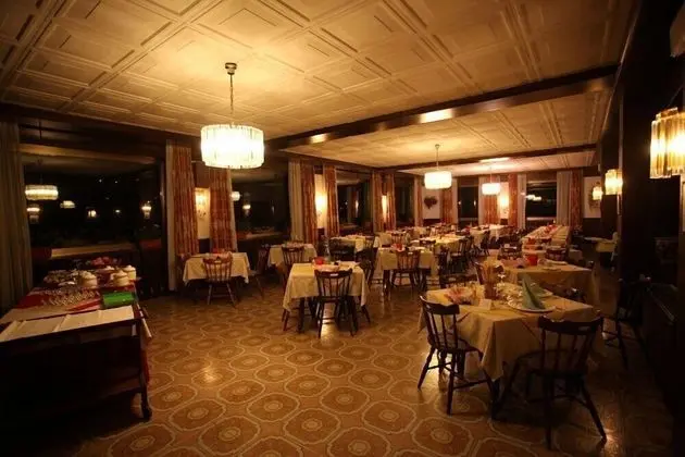 Hotel Sayonara - Yerinde Yemek