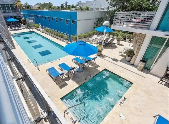 SBV Luxury Ocean Hotel Suites - Havuz