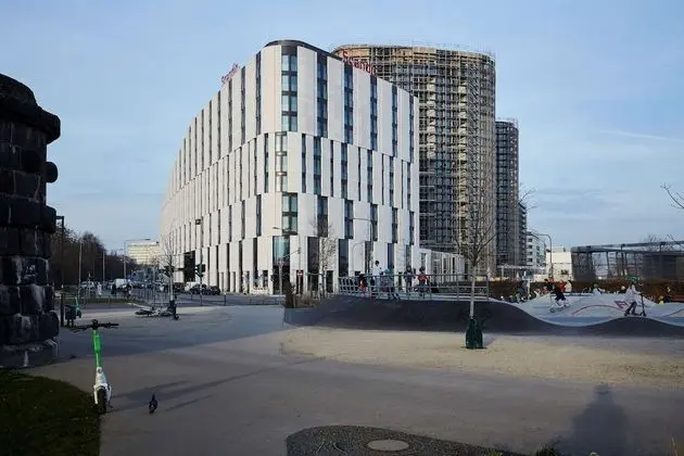Scandic Frankfurt Hafenpark - Dış Mekan