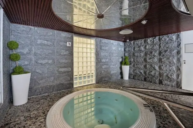 Scandic Imatran Valtionhotelli - Havuz