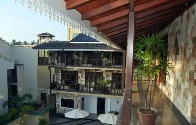 Scandinavia Hotel - Dış Mekan