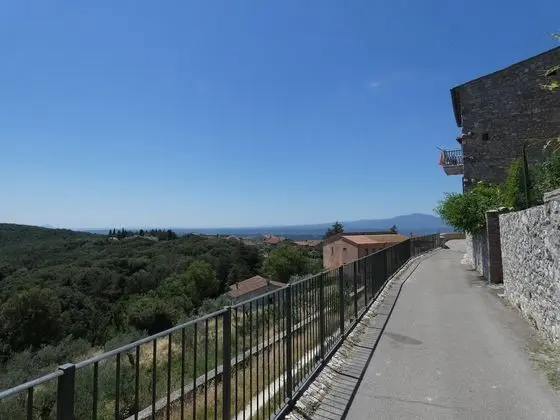 Scappo In Umbria, Il Vicoletto