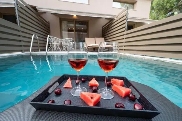 Scarabeo Hotel & Villas Parga - Havuz