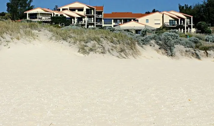 Scarborough & Absolutely Beachfront - Öne Çıkan Resim