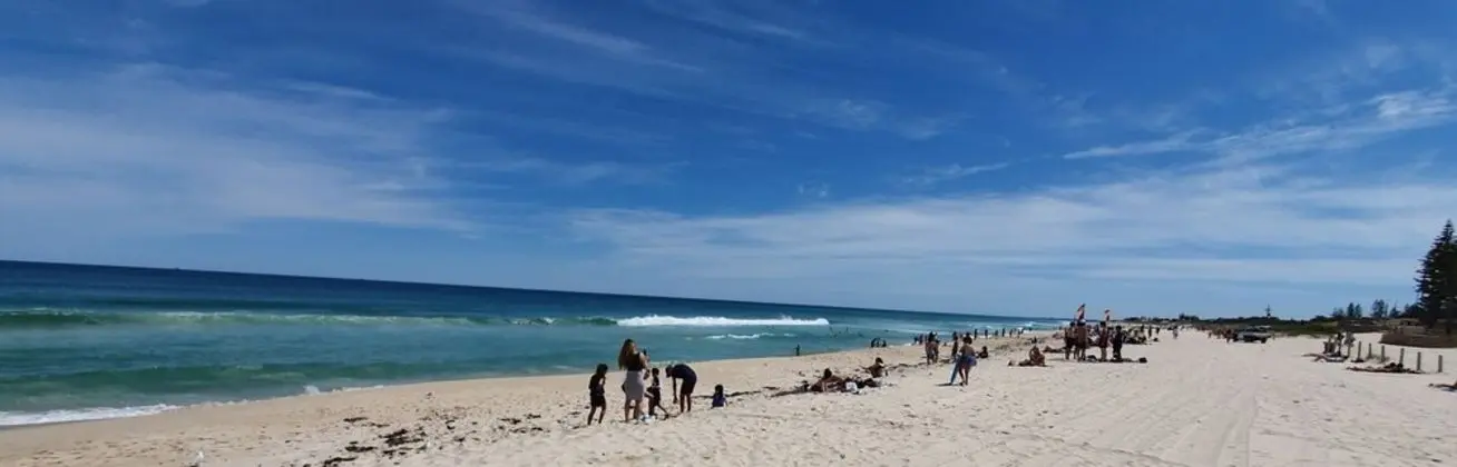 Scarborough Beach Front Resort Shell 13 - Plaj