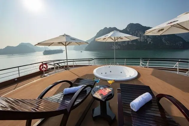 Scarlet Pearl Cruises - Havuz