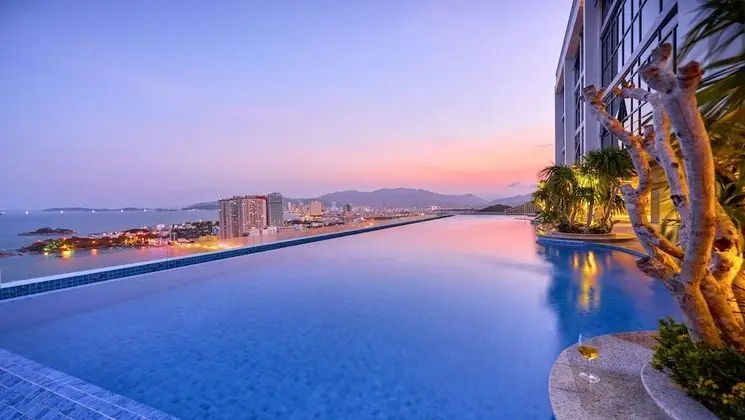 Scenia Bay Residences - Havuz